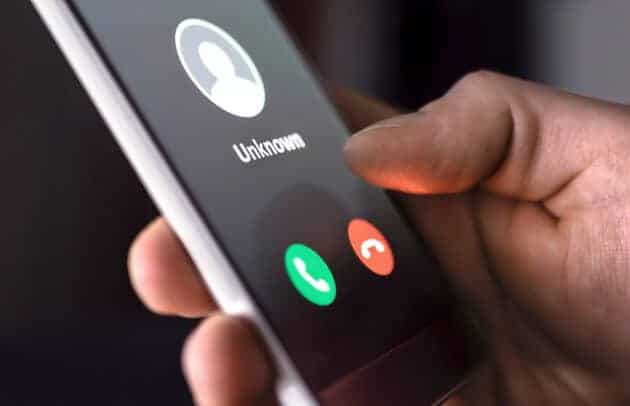 خدمة منع المعاكسات والقائمة البيضاء فودافون
